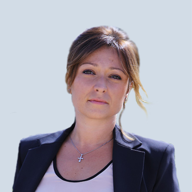 Nina  Kipiani